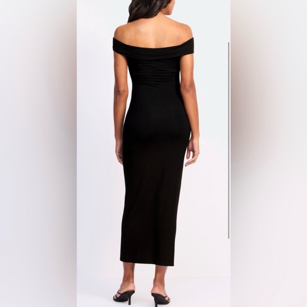 Few Moda Binx Off the Shoulder Black Dress - Picture 6 of 8